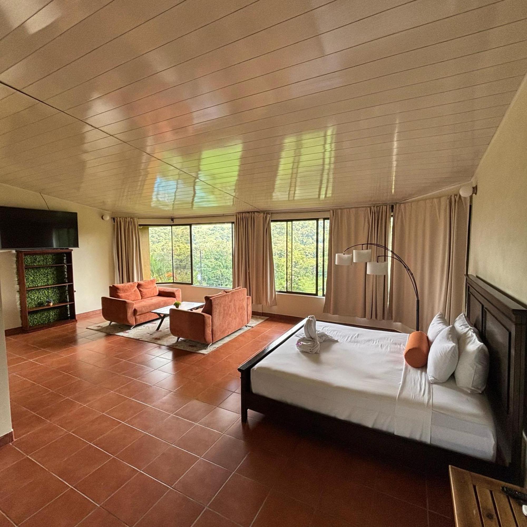 Arenal Roca Lodge & Bungalows La Fortuna Extérieur photo